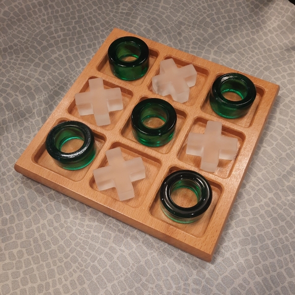 Oakmont Collection Games The Oakmont Collection Green Frosted White